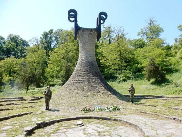 SPOMENIK KOJI PROPADA Bogdanovićeva “Šumska boginja” oskrnavljena i zapuštena