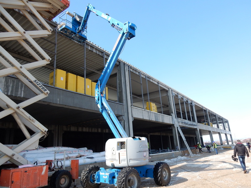 Još 3.000 radnih mesta u 3 nove fabrike u ovoj godini (VIDEO)