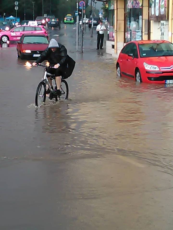 Za pola sata pravi POTOP u Leskovcu – FOTO